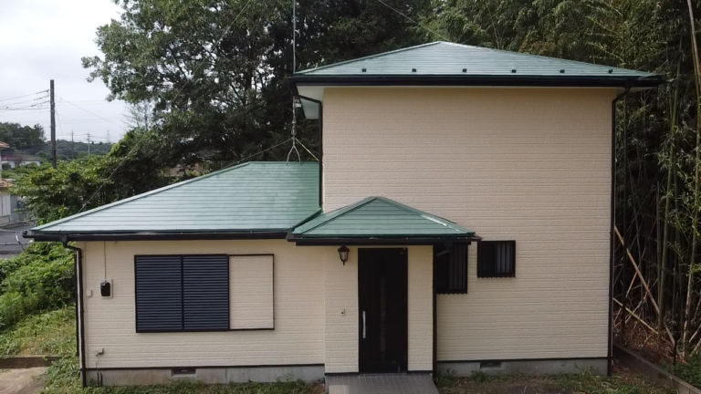 つくば市 B様邸｜築33年 フッ素塗装・緑の屋根
