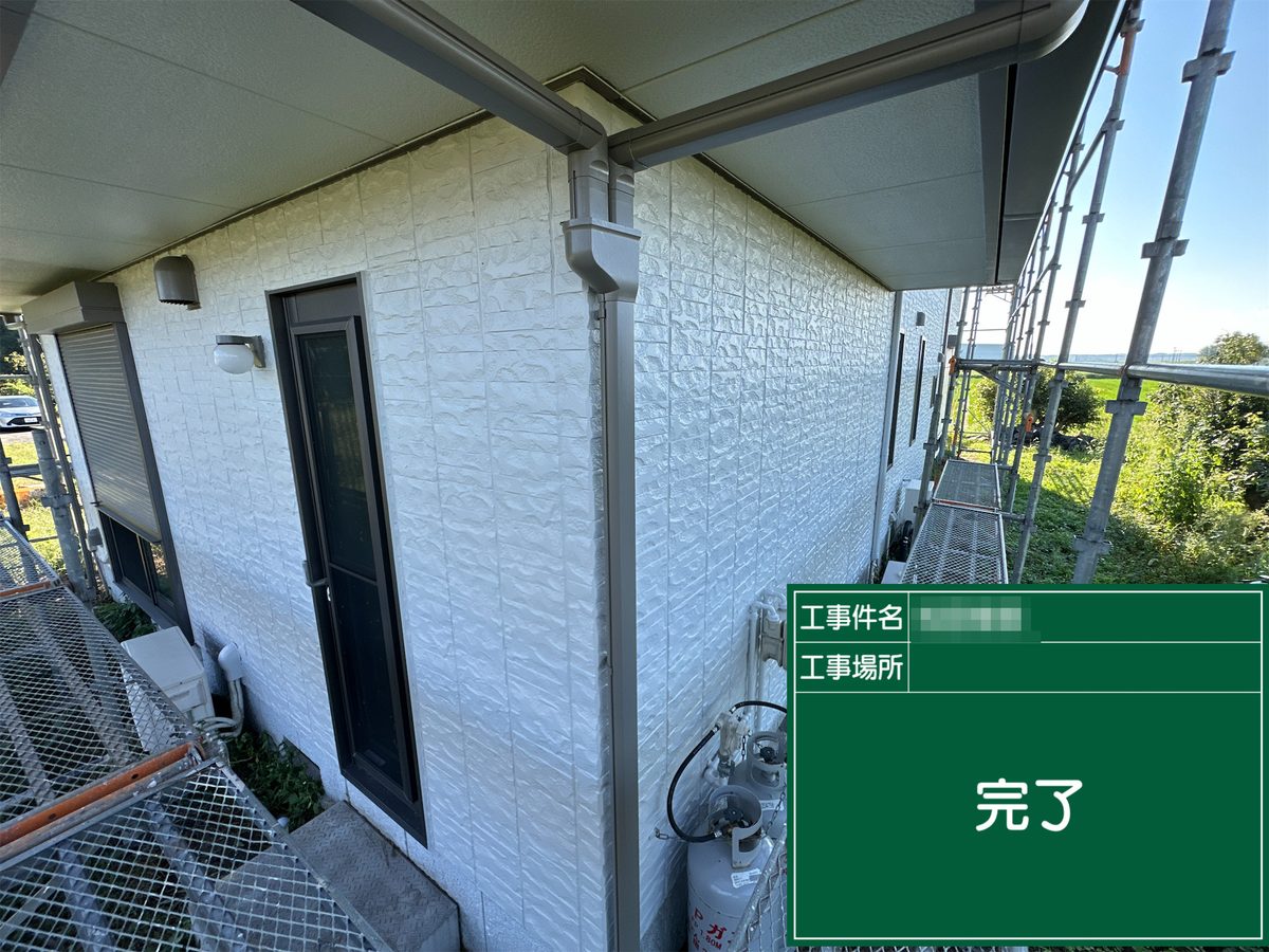 稲敷市 外壁塗装 施工完了（勝手口側）