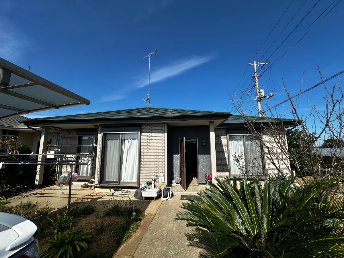 鹿嶋市Y様邸(外壁・屋根塗装)1年点検 タイル調の外壁