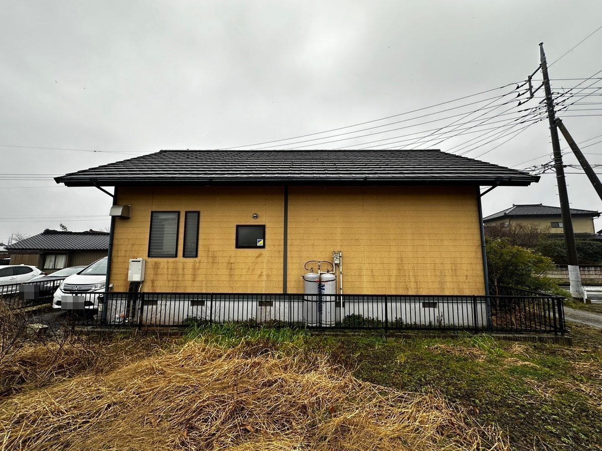 水戸市 外壁塗装・屋根塗装 施工前（裏側）