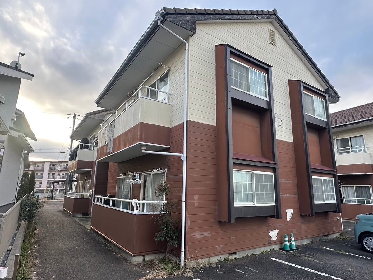 水戸市 アパート 外壁塗装・屋根塗装 施工前（側面）