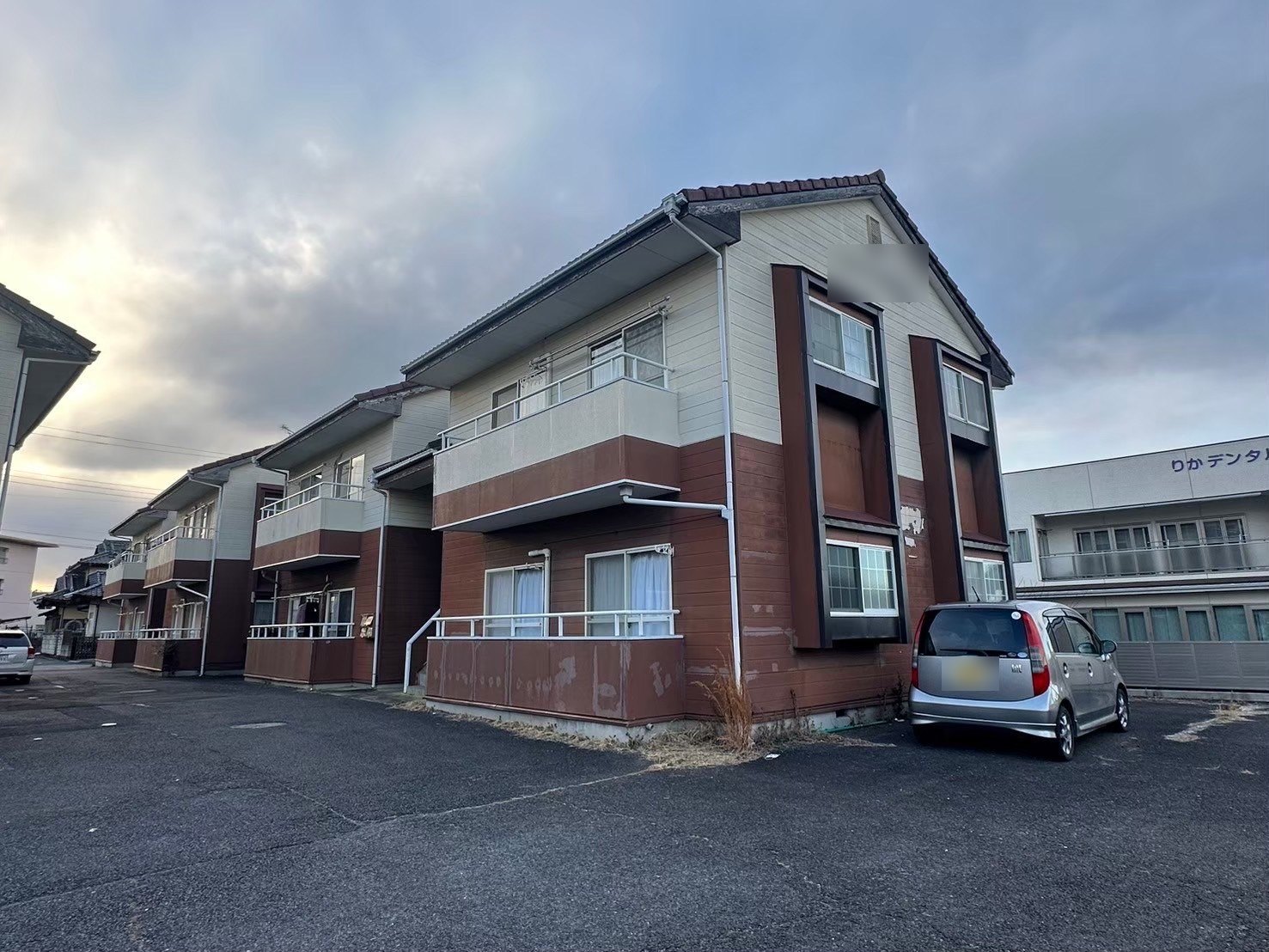 水戸市 アパート 外壁塗装・屋根塗装 施工前（バルコニー側）