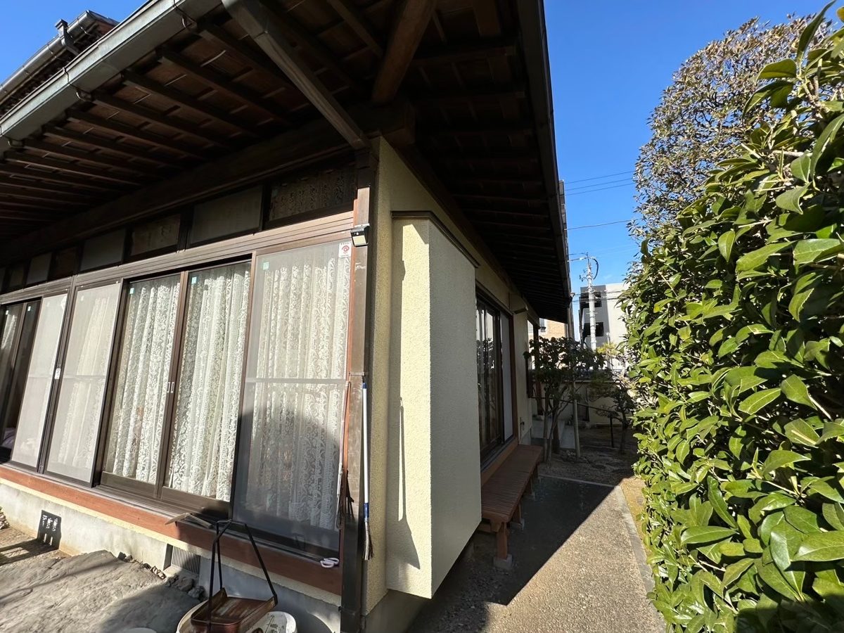 土浦市 外壁塗装 施工前(縁側)