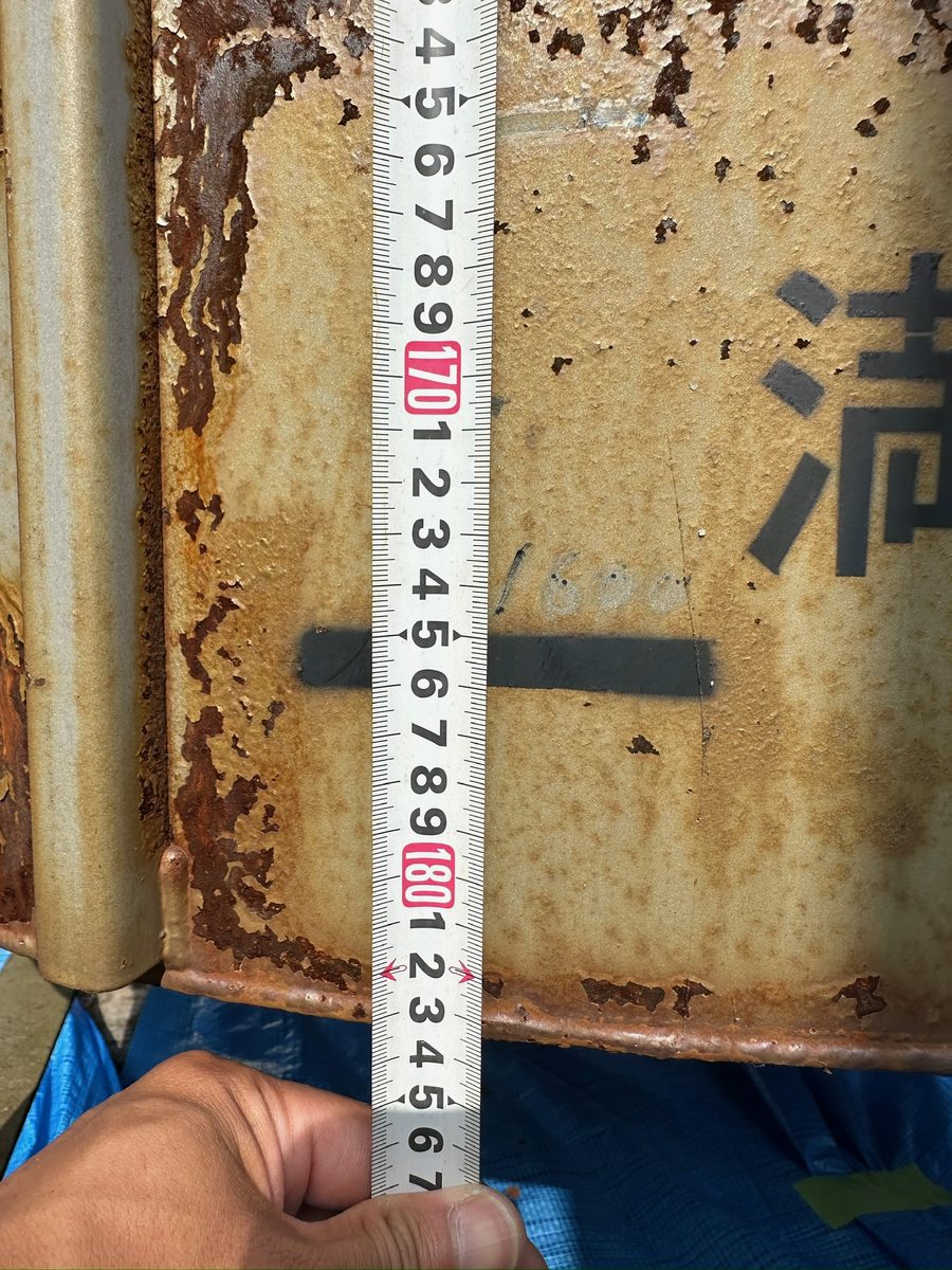 つくば市 貯水タンク塗装 目盛りの位置を記録