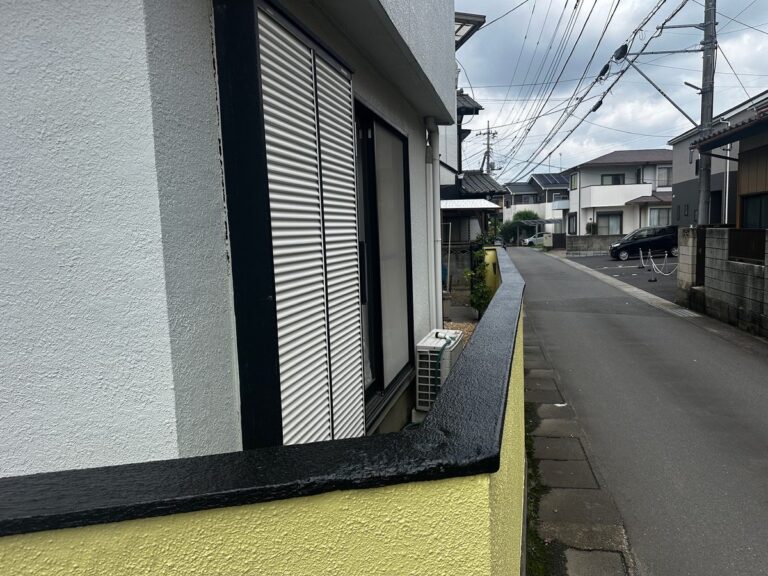 笠木の上塗り