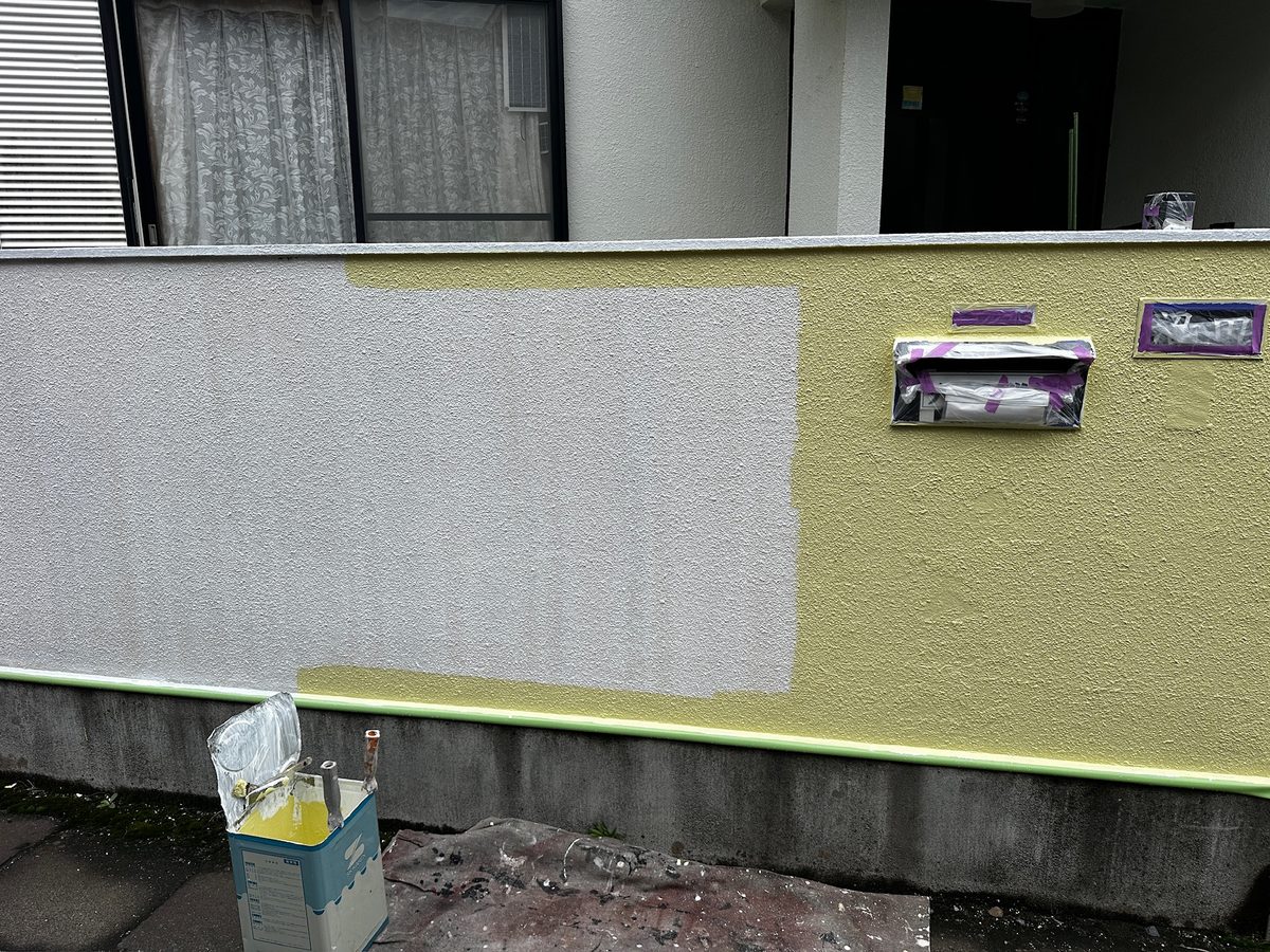 土浦市 外塀塗装 中塗り