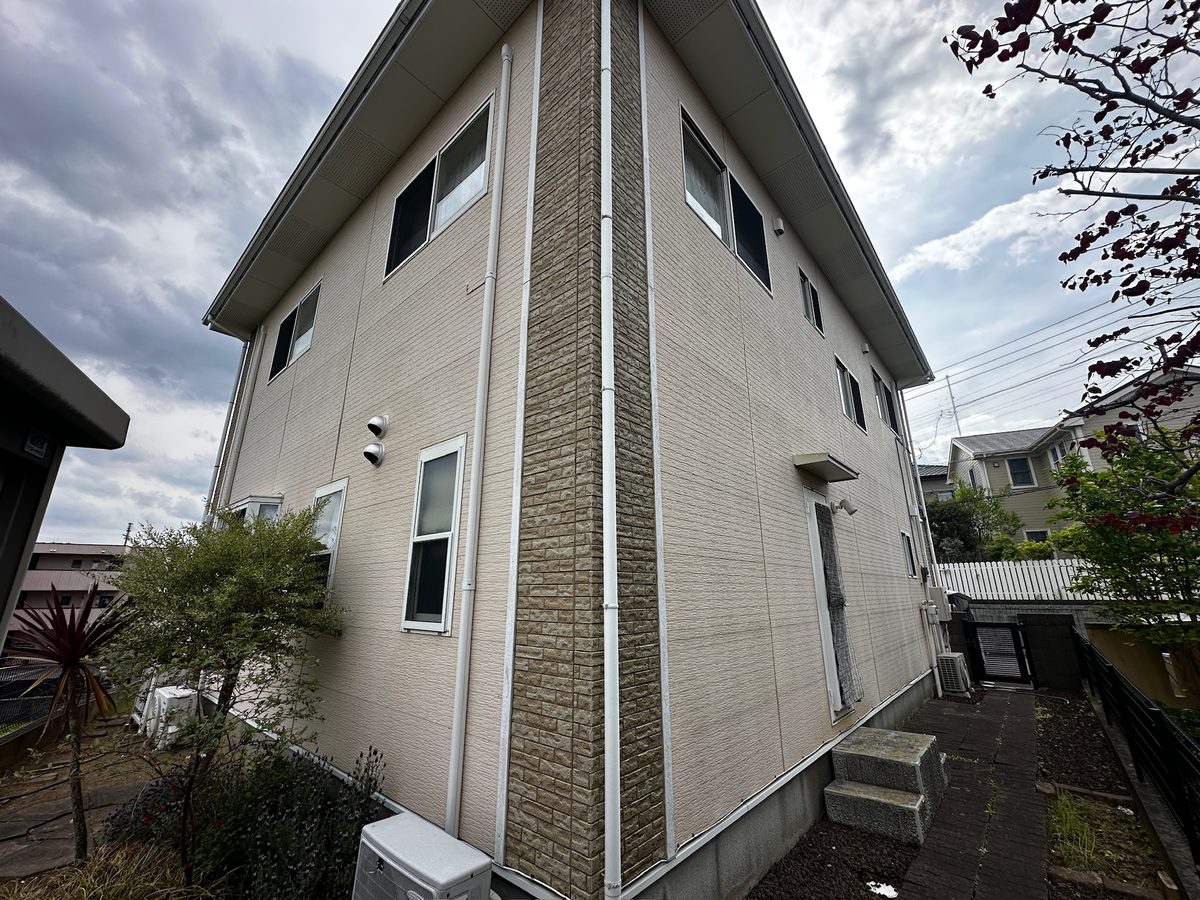 土浦市 屋根カバー工法・外壁塗装 施工前（側面）